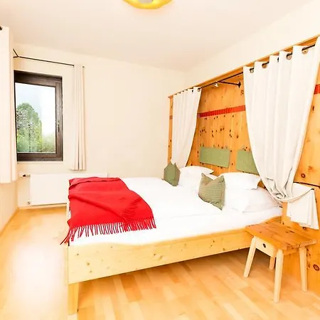 Ortners Mauerwirt - Leistbarer Luxus Apartament Bad Kleinkirchheim