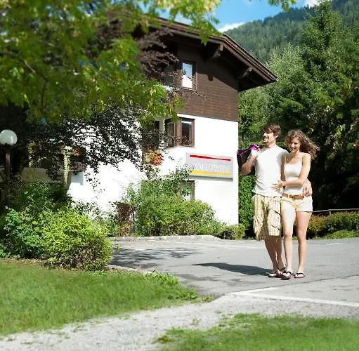 Ortners Mauerwirt - Leistbarer Luxus Lägenhet